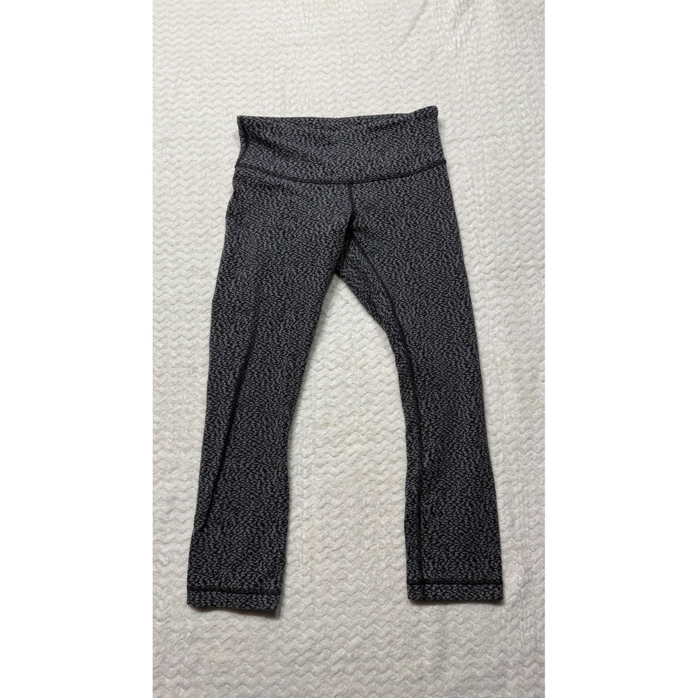 Lululemon Wunder Under Crop Leggings Black White Pixel Print Size 4 4536